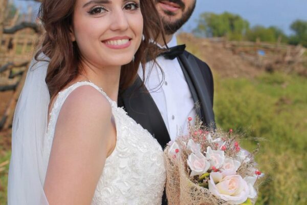 Romantik Bir Aşk Hikayesi | Hayalimdeki Gelinlik