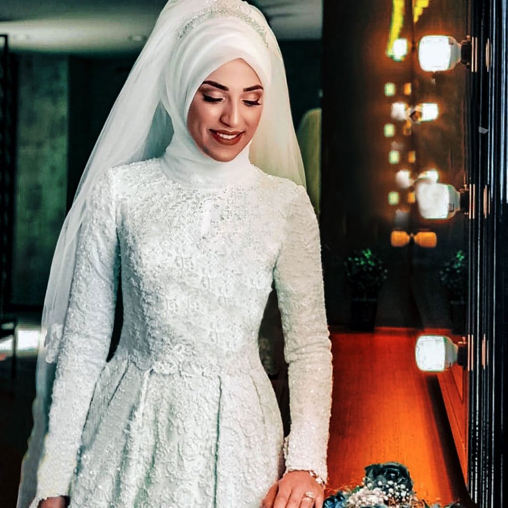 Tutkuyla Başlayan Bir Aşk Hikayesi | Hayalimdeki Gelinlik