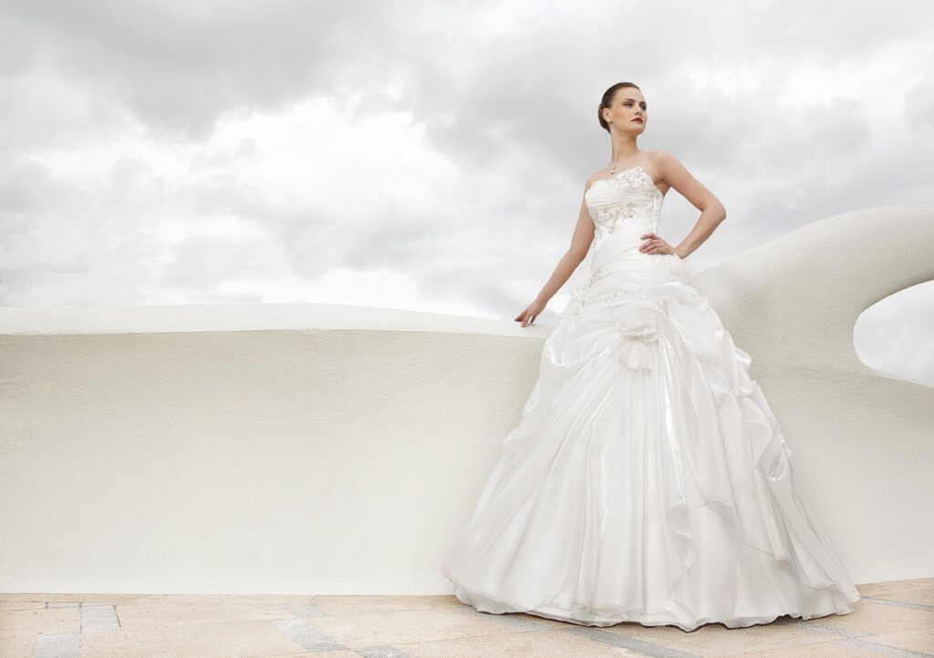 0 | Hangi Mevsime Hangi Gelinlik Tercih Edilir?