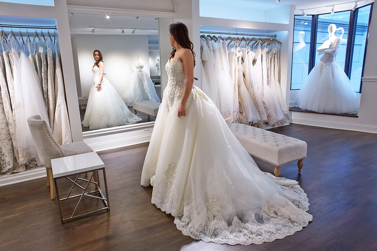 Gelinlik Almak mı Kiralamak mı? | Avantajlı Seçim Rehberi