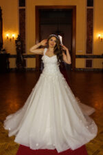 Askılı Dantel İşlemeli A Kesim Gelinlik - Görsel 4