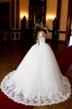 Askılı Transparan Yaka Kabarık Prenses Gelinlik - Görsel 3