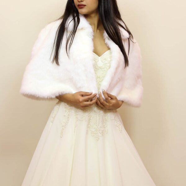 White Zero Sleeve Bolero