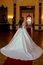 İşlemeli Askılı A Kesim Gelinlik - Görsel 4