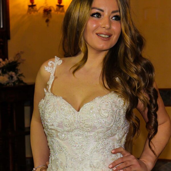 İşlemeli Askılı A Kesim Gelinlik