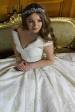 Komple Dantel Pileli Kayık Yaka Prenses Gelinlik