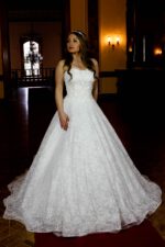 Komple Dantel Straplez A Kesim Gelinlik - Görsel 4