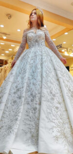 Düz Kesim Yaka Uzun Kollu Dantel İşlemeli Pileli Saten Etek Prenses Gelinlik - Görsel 2