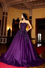 Straplez Dantel Motifli Uzun Abiye Elbise - Görsel 3