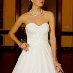 Strapless Narrow A-Line Wedding Dress