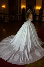 Straplez Pileli Prenses Gelinlik - Görsel 2