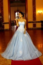 Straplez Yoğun İşlemeli A Kesim Uzun Abiye Elbise