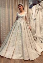 Strappy Sweetheart Neckline Long Sleeve Embroidered Applique Complete Lace Princess Wedding Dress
