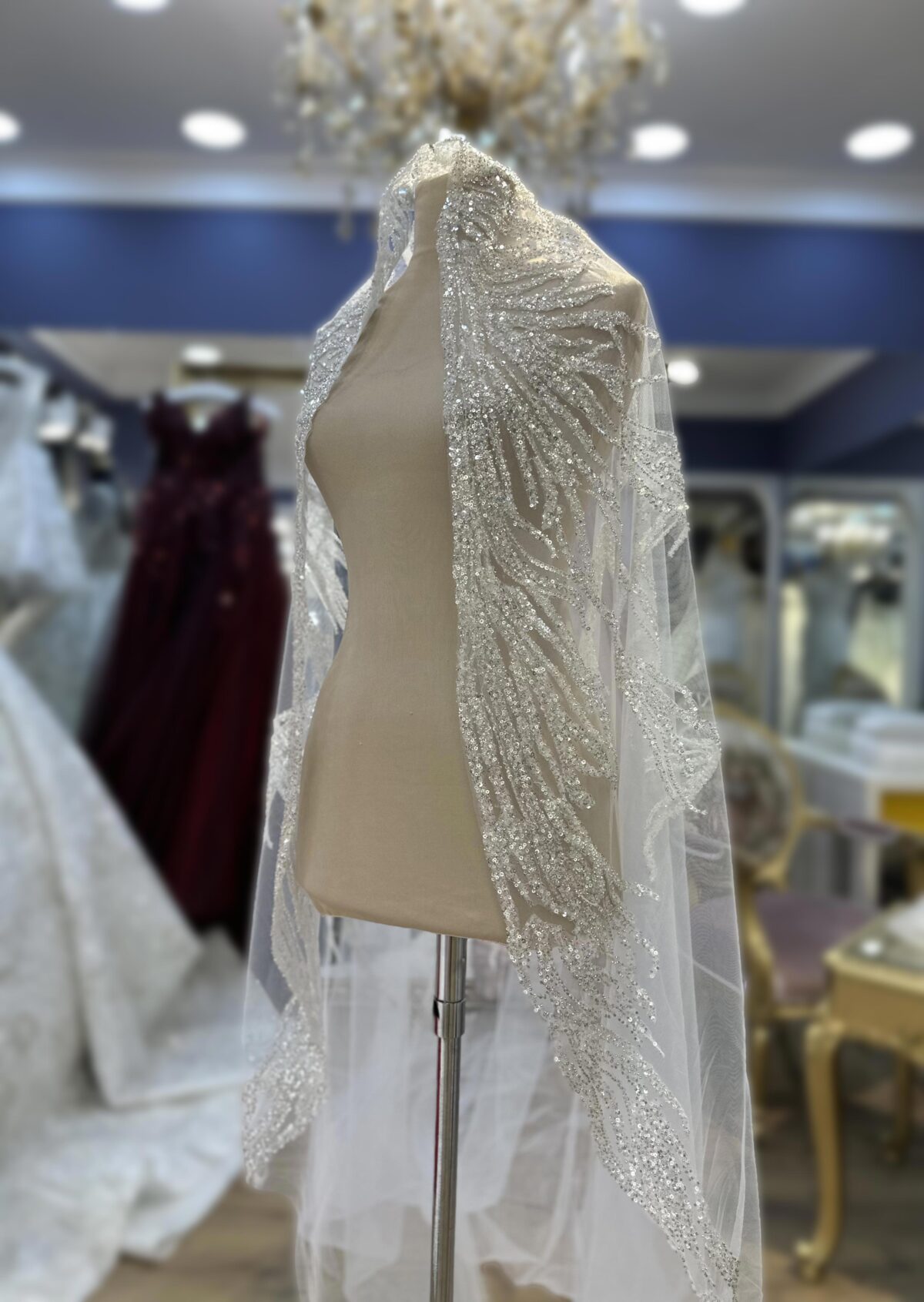 Baş Kısmı Gümüş İşlemeli Tül Duvak - Görsel 2