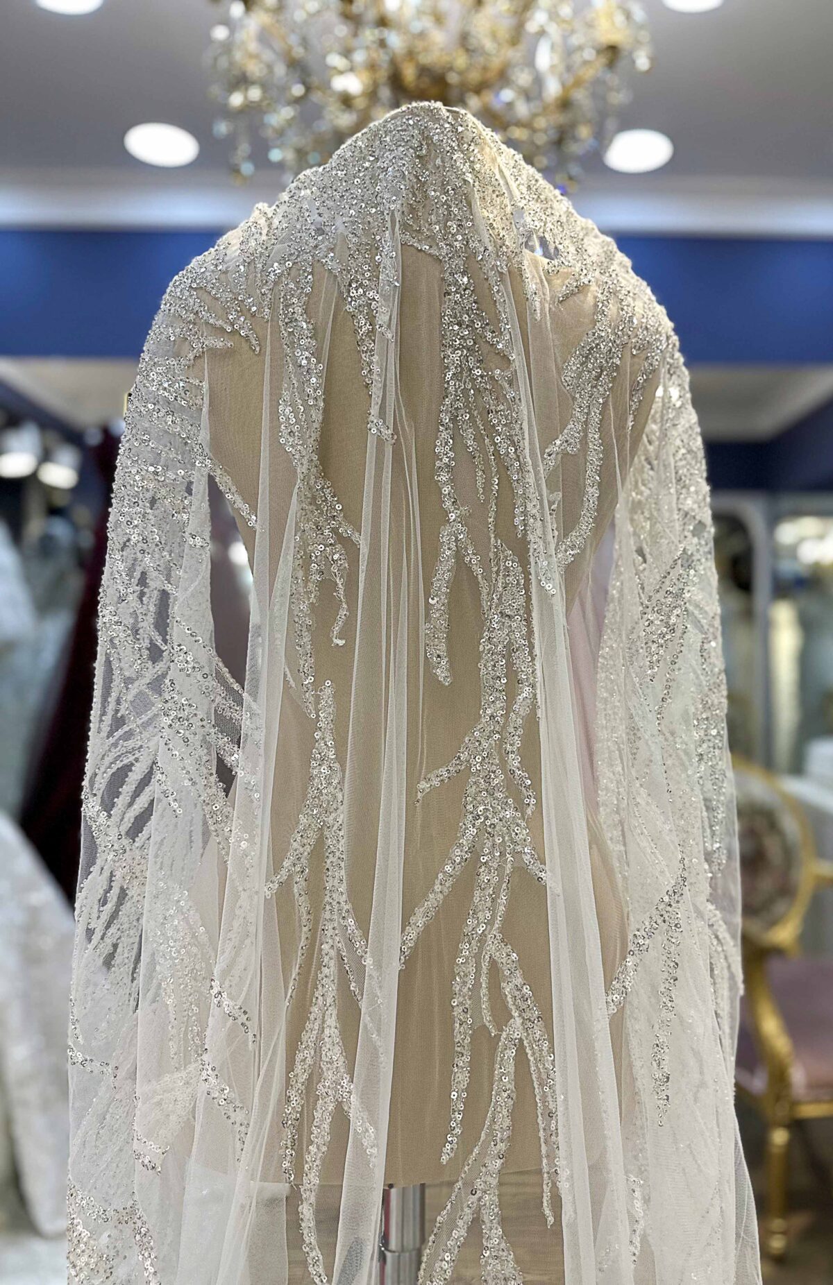 Baş Kısmı Gümüş İşlemeli Tül Duvak - Görsel 4