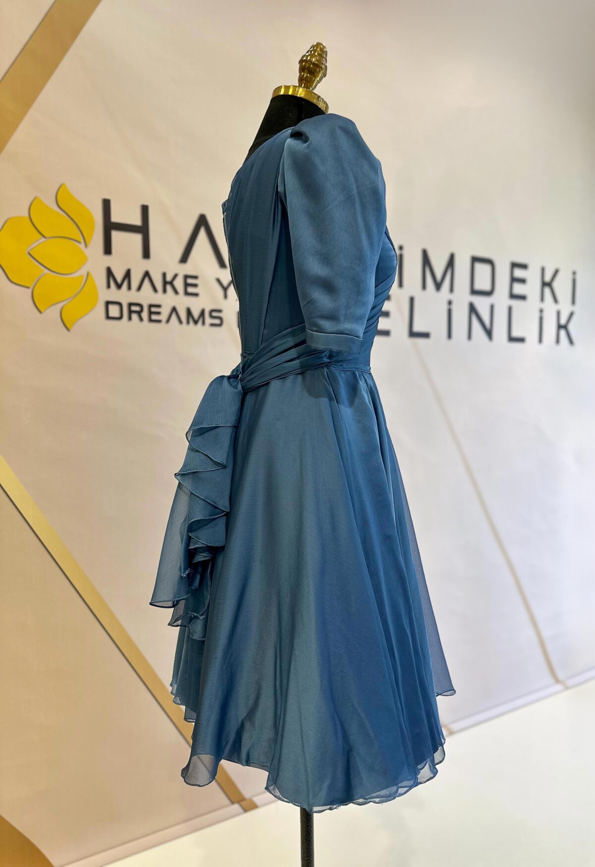 Drapeli V Yaka Balon Kollu Organze Abiye - Görsel 2