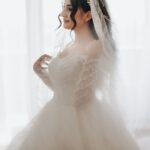 Maria | Prenses Model Geniş V Yaka İnci İşlemeli Gelinlik