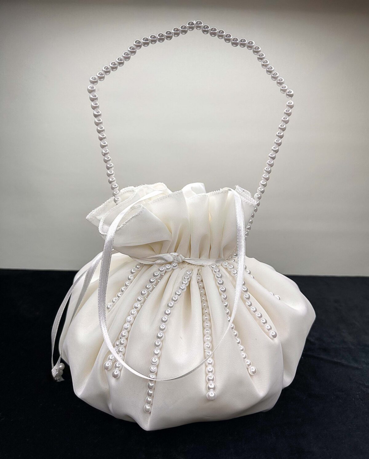 İnci İşlemeli Saten Gelin Kesesi - Görsel 2