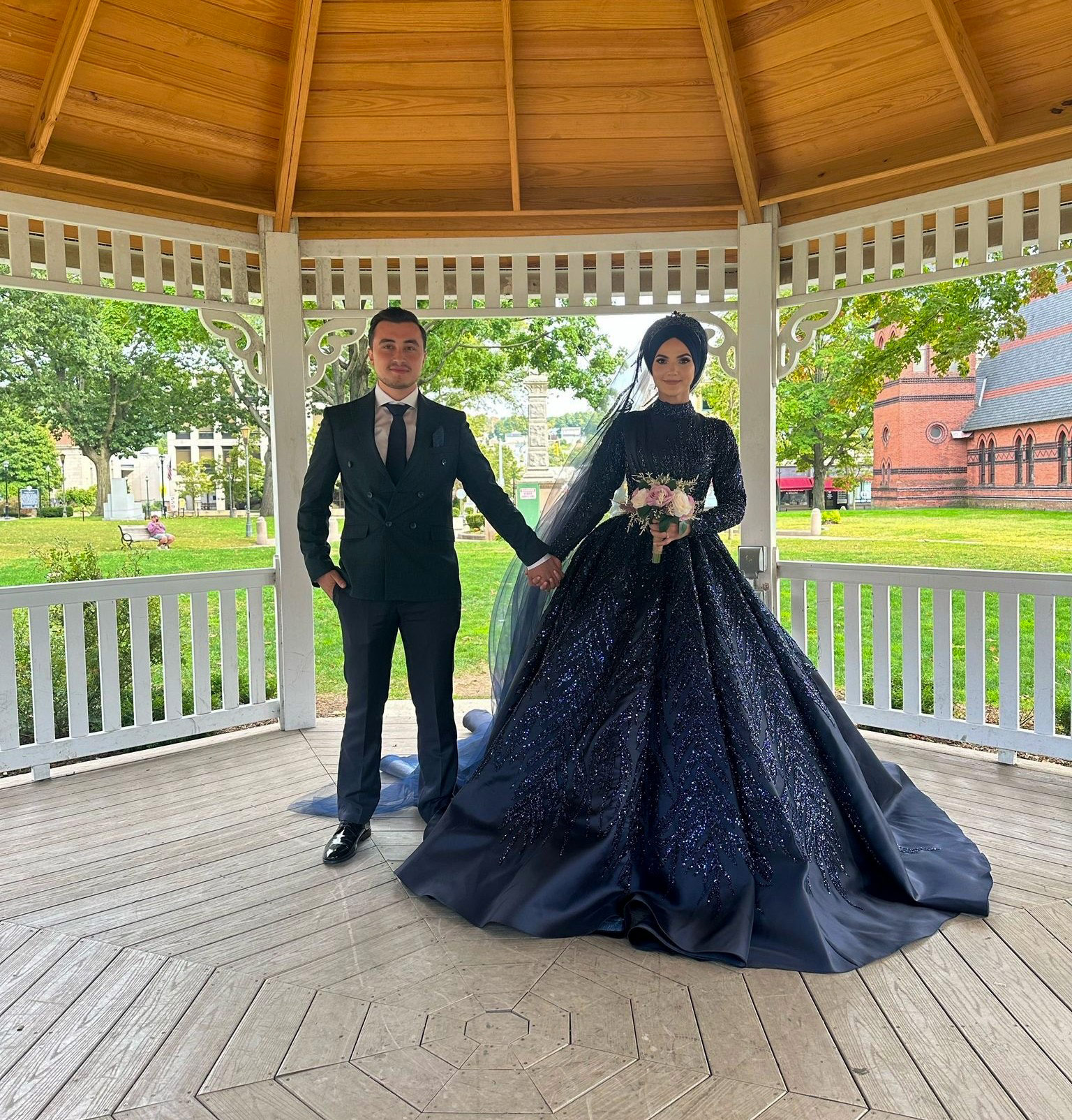 Islemeli Dantel Saten Tesettur Uzun Kollu Hacimli A Kesim Nisanlik | HG Gelinleri