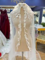 İşlemeli Üç Boyutlu Dantelli Tül Duvak