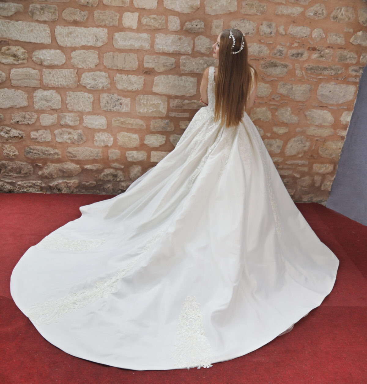 Thick Strap Sweetheart Neckline Lace Embroidered on Satin Voluminous A-Line Wedding Dress - Image 2