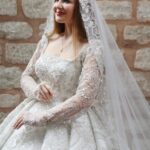 Kare Yaka Uzun Kollu Komple Gümüş İşlemeli Prenses Gelinlik