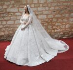 Kare Yaka Uzun Kollu Komple Gümüş İşlemeli Prenses Gelinlik - Görsel 3