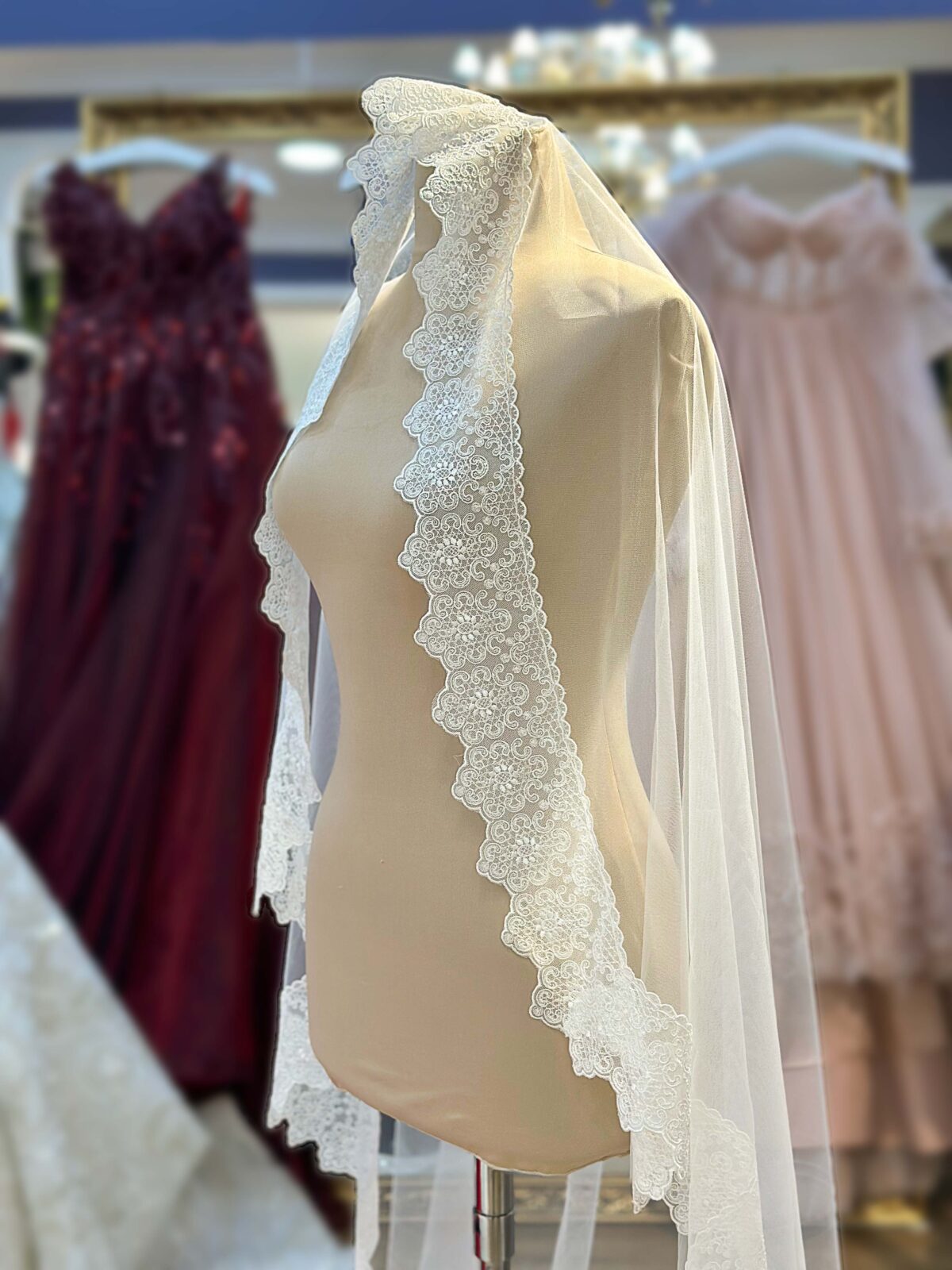 Kenar Dantelli Tül Duvak Kenar Dantelli Tül Duvak - Görsel 1