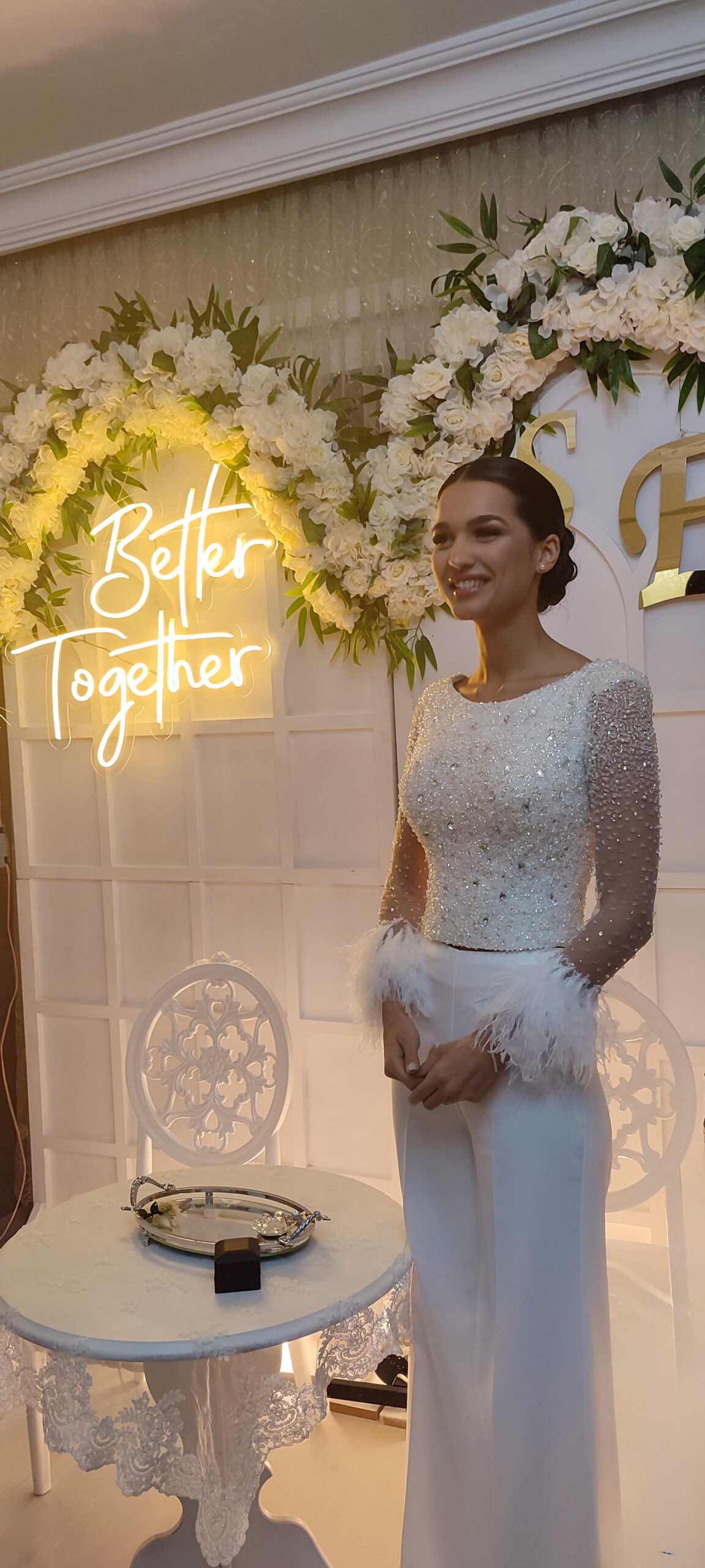 Komple Kristal Isleme Kayik Yaka Uzun Kollu Ust Beden scaled | HG Gelinleri