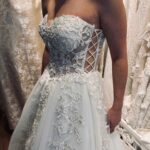 Straplez Kalp Yaka İşlemeli Aplikli A Kesim Gelinlik