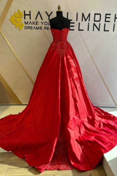 Straplez Kalp Yaka Islemeli Aplikli Saten A Kesim Abiye 5 scaled | Home