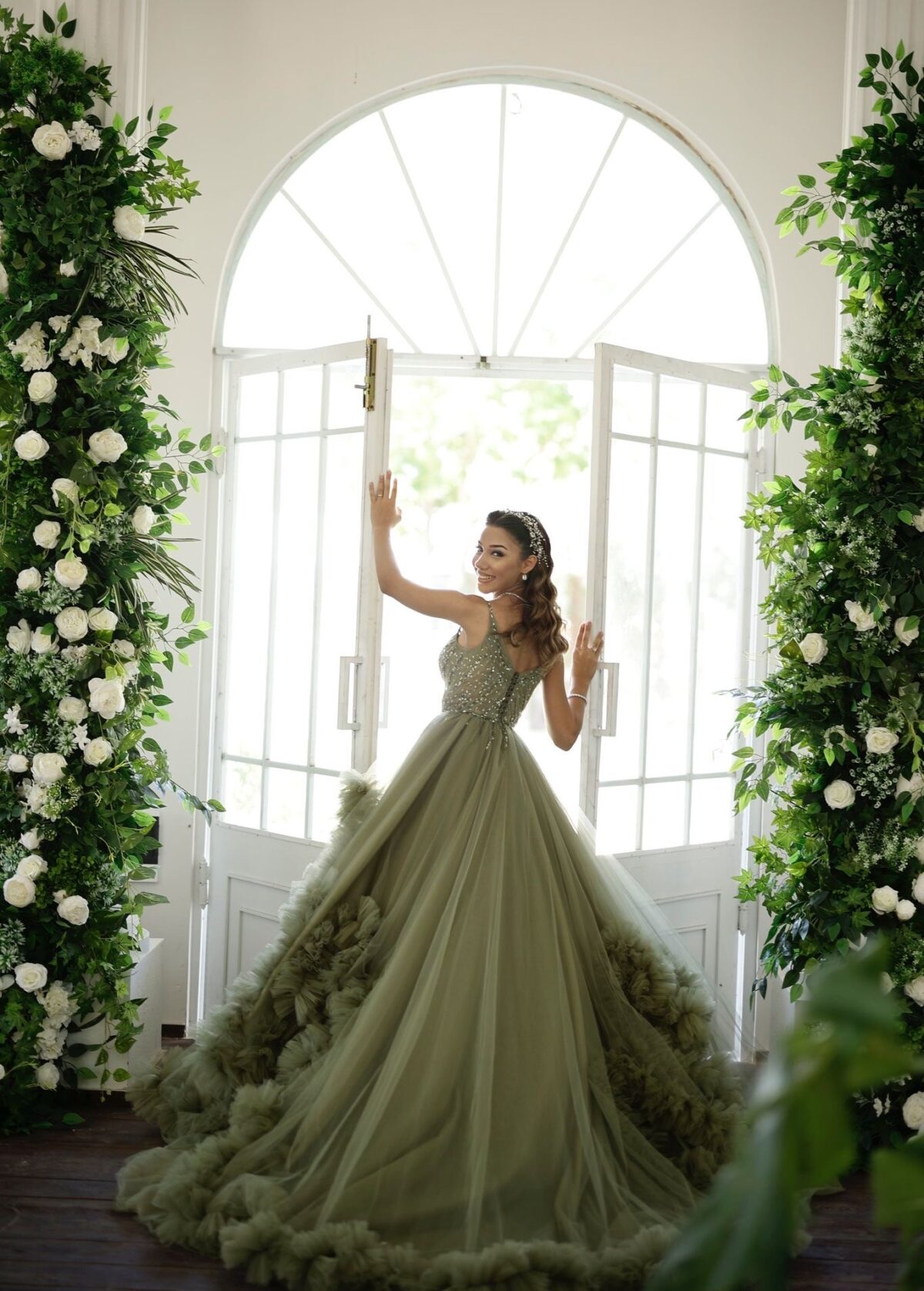 Tül Kedi Yaka İnce Askılı Fırfırlı Hacimli A Kesim Abiye-5 Aslıhan - Görsel 1