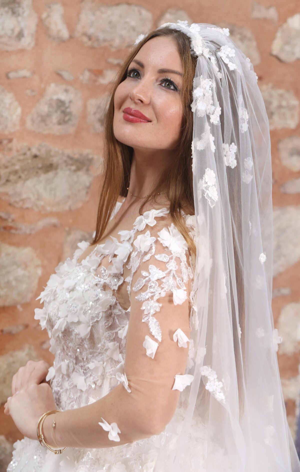 Three-Dimensional Floral Deep Decollete Sweetheart Neckline Long Sleeve A-Line Wedding Dress - Image 2