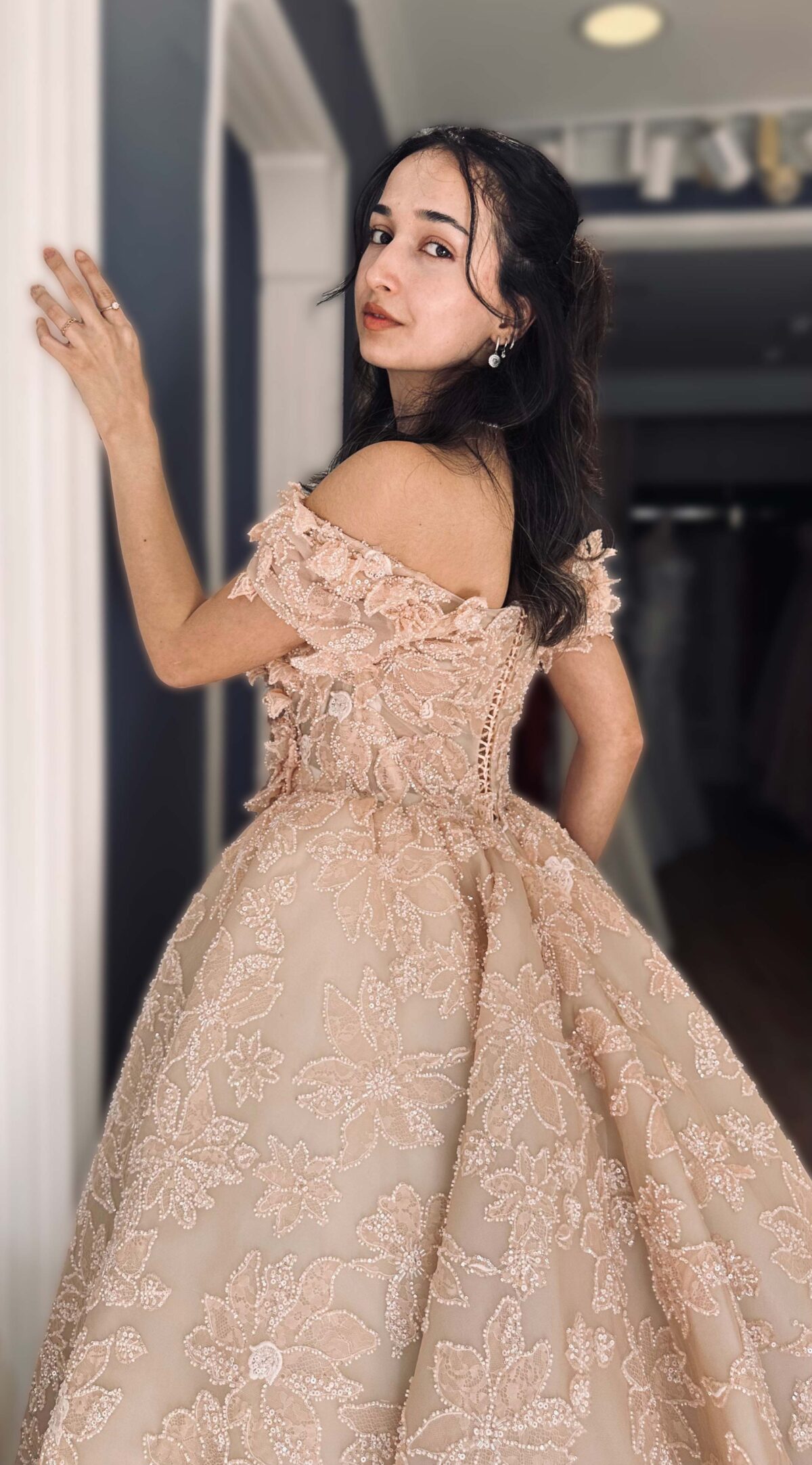 Üç Boyutlu Çiçekli Komple Dantel Kare Yaka A Kesim Nişan Elbisesi - Görsel 2