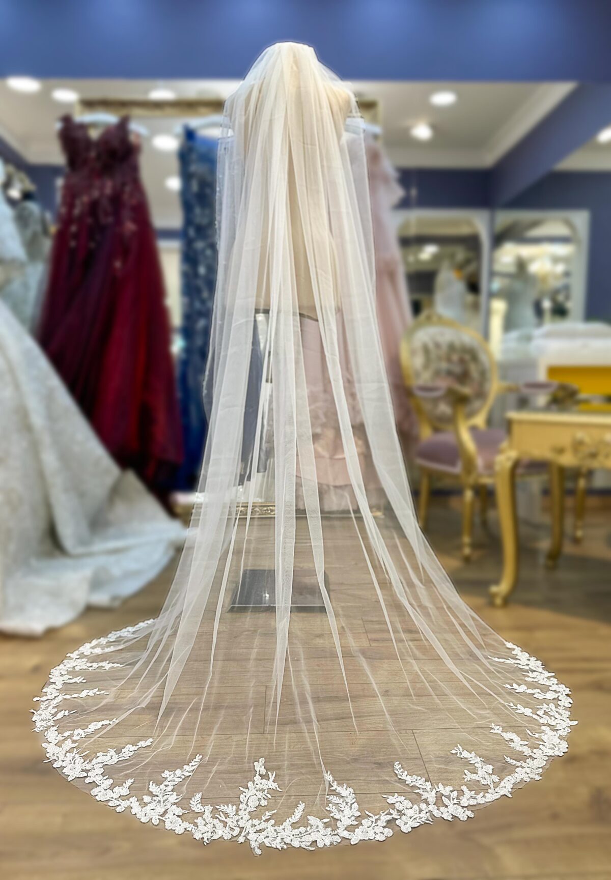 Uçları İşlemeli Dantelli Tül Duvak - Görsel 1