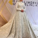 Nilüfer | Tesettür Prenses Gelinlik | Gümüş İşlemeli Model