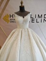 Sweetheart Neckline Embroidered Lace Satin Princess Wedding Dress - Image 6