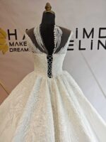 Sweetheart Neckline Embroidered Lace Satin Princess Wedding Dress - Image 3