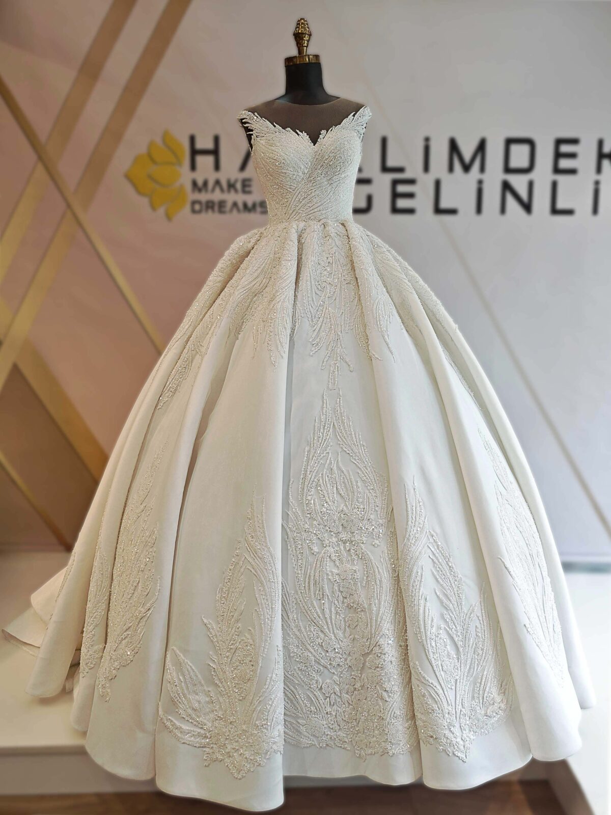 Sweetheart Neckline Embroidered Lace Satin Princess Wedding Dress - Image 4