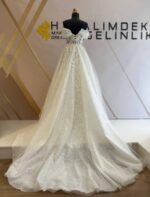 Sweetheart Neckline Transparent Body Embroidered Lace Detailed Helen Wedding Dress - Image 3