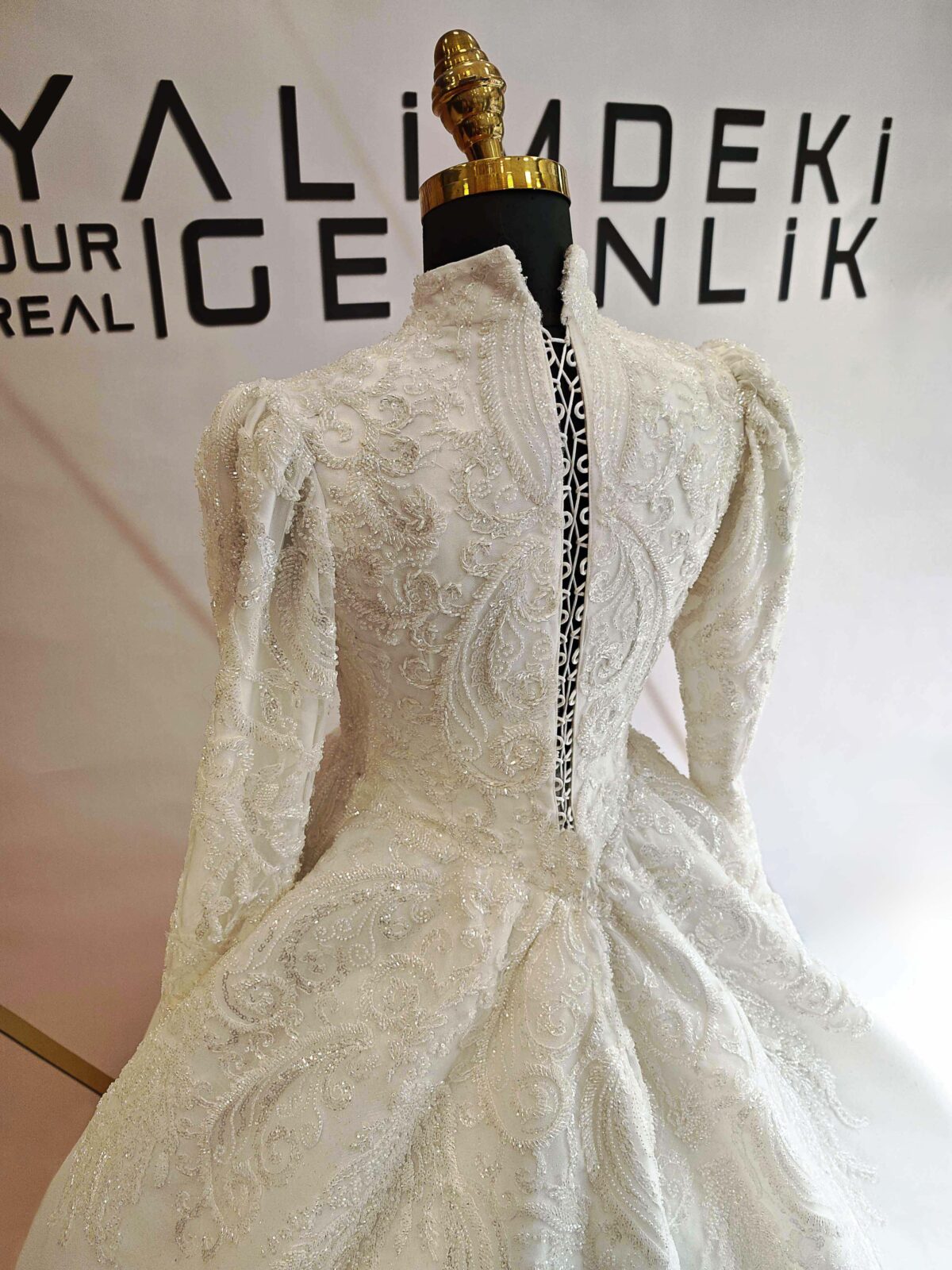 Crystal Embroidered Lace Triangle Waist Hijab A Line Wedding Dress - Image 6