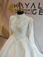 Crystal Embroidered Lace Triangle Waist Hijab A Line Wedding Dress