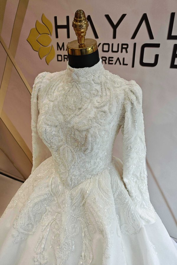 Kristal Islemeli Dantel Ucgen Bel Tesettur A Kesim Gelinlik scaled | Anasayfa