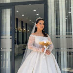 İrem- A Kesim Dantelli Gelinlik | Düz Yaka Uzun Kollu Model