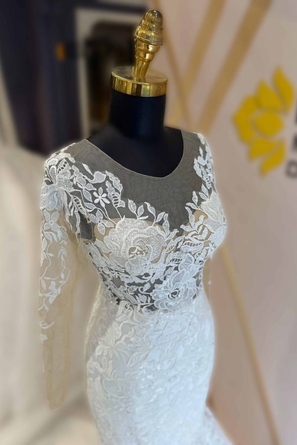 Transparan Beden Kalp Yaka Uzun Kollu Dantelli Balık Gelinlik