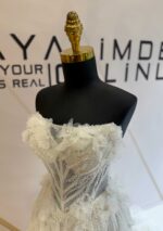 Transparent Size Three-Dimensional Floral Pearl Embroidered Lez Lace Strapless Helen Wedding Dress - Image 5