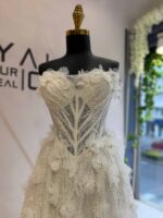 Transparent Size Three-Dimensional Floral Pearl Embroidered Lez Lace Strapless Helen Wedding Dress