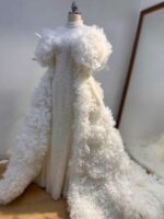 Long Sleeve Lez Lace Cape Detailed Hijab Slim Fit Mermaid Wedding Dress - Image 4