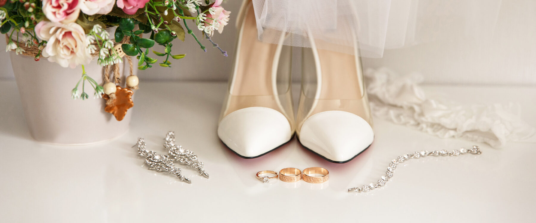 gelinlikaksesuar | About us