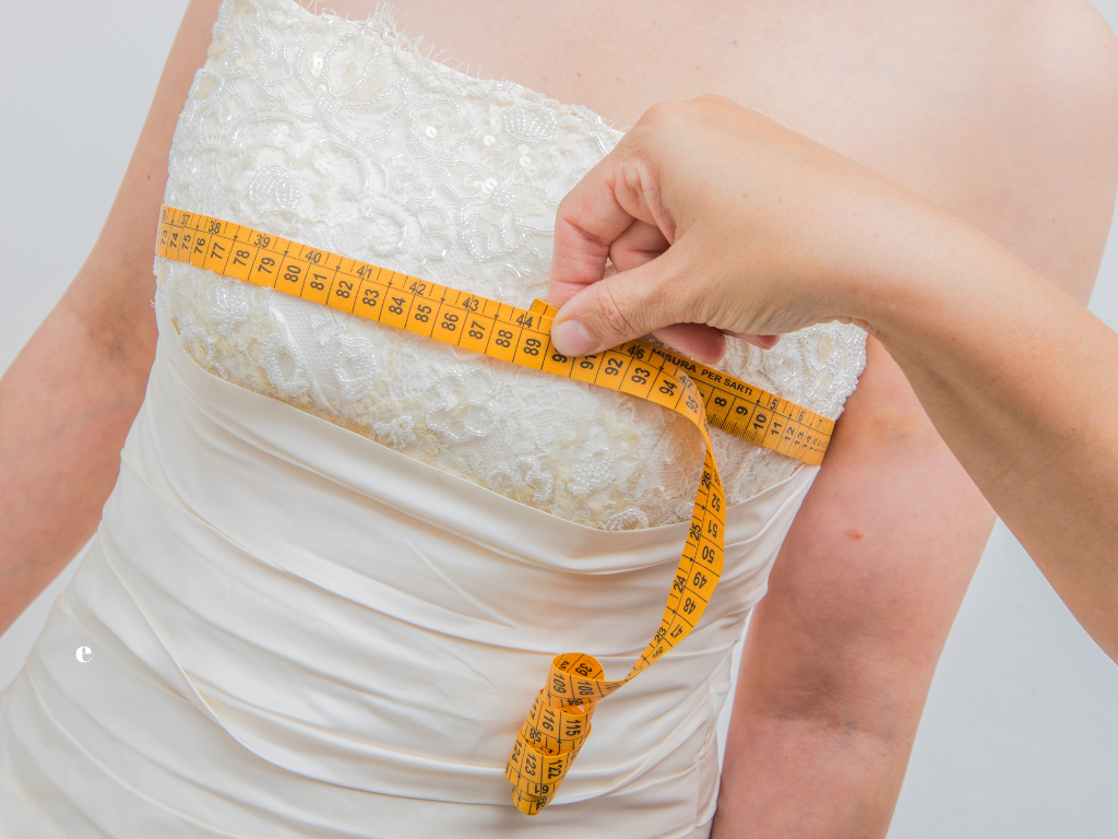 Uzaktan Gelinlik Ölçüleri Nasıl Alınır